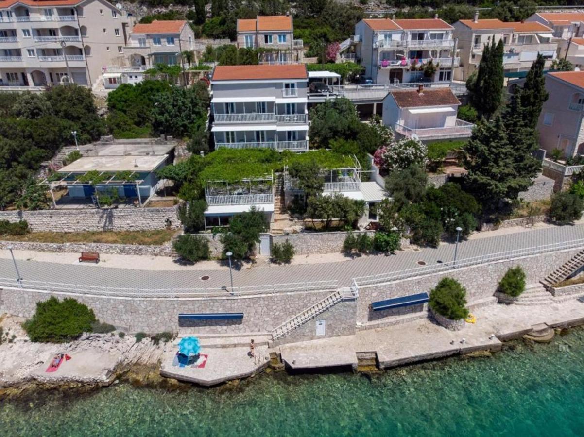 נאום Apartments Lukrecia חדר תמונה