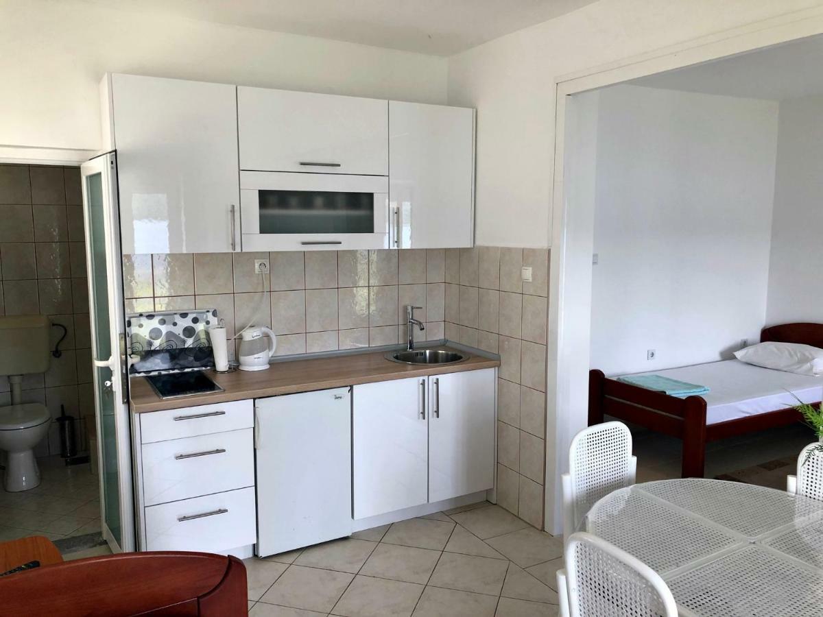 נאום Apartments Lukrecia מראה חיצוני תמונה