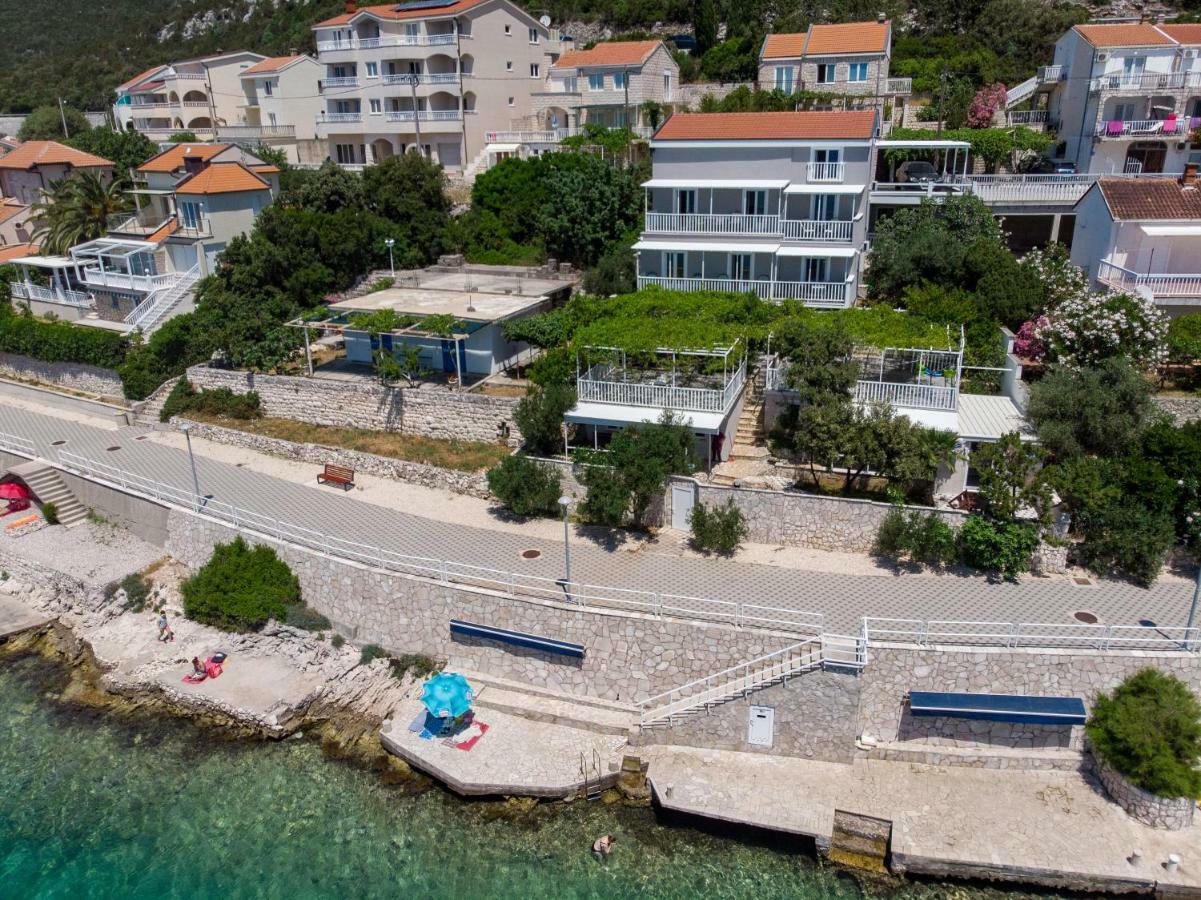 נאום Apartments Lukrecia מראה חיצוני תמונה
