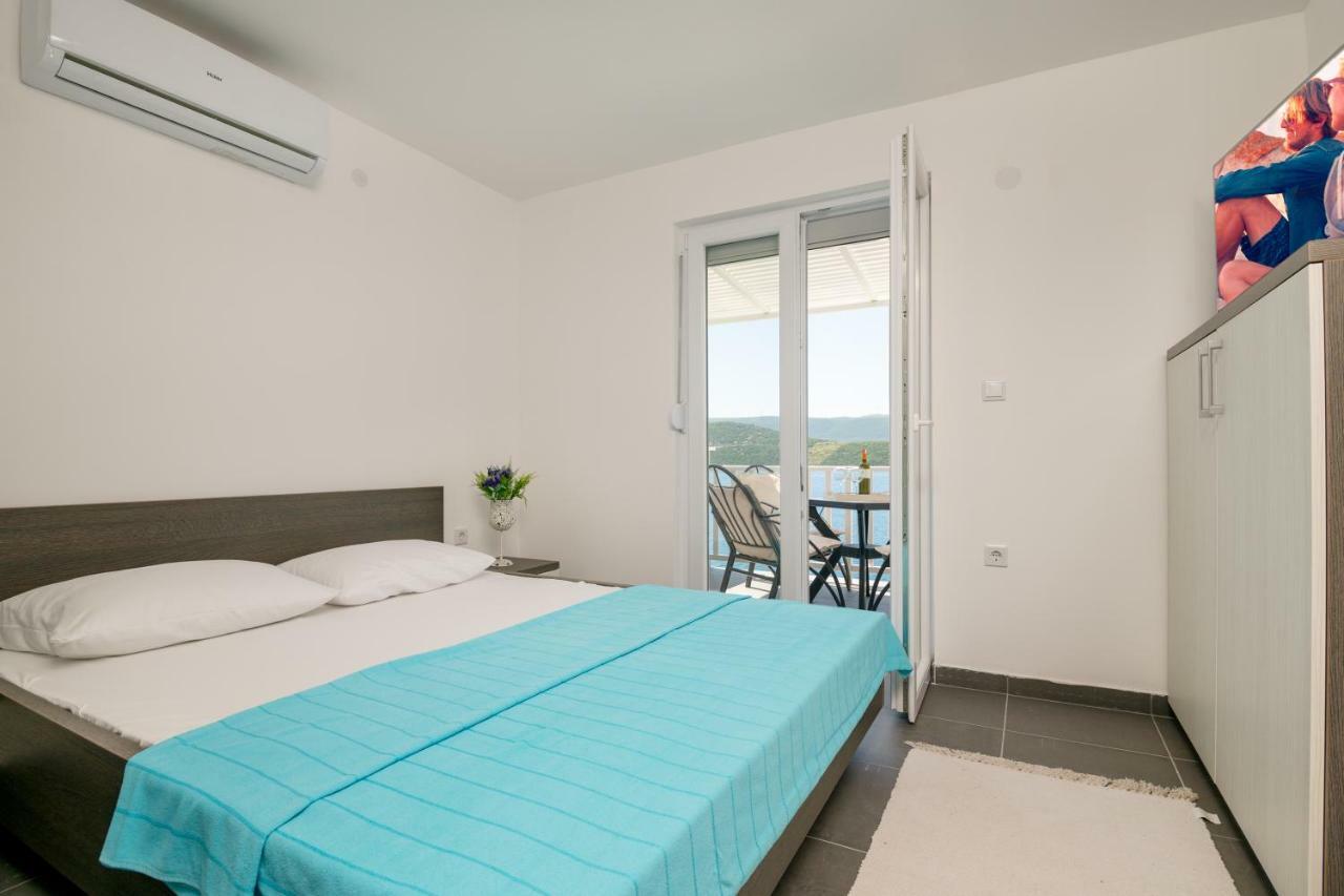 נאום Apartments Lukrecia מראה חיצוני תמונה