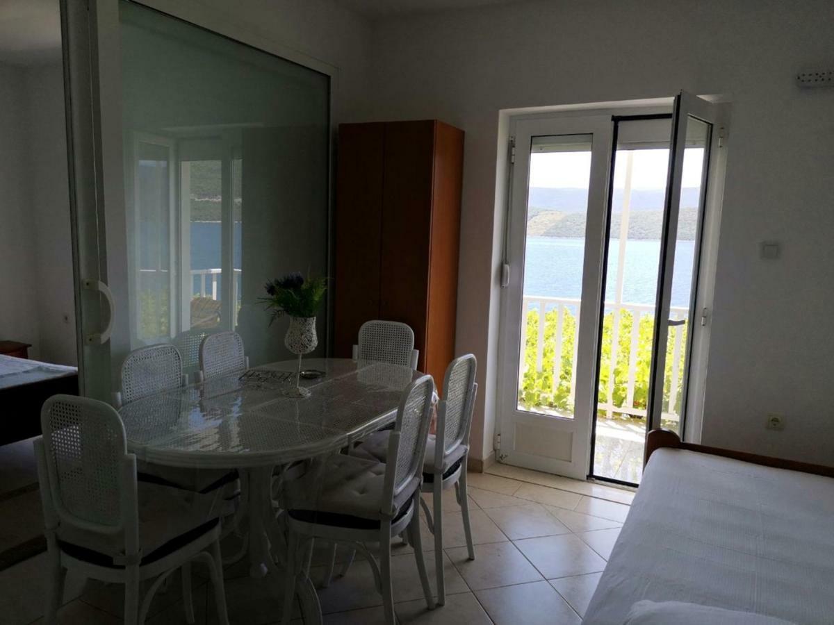 נאום Apartments Lukrecia מראה חיצוני תמונה