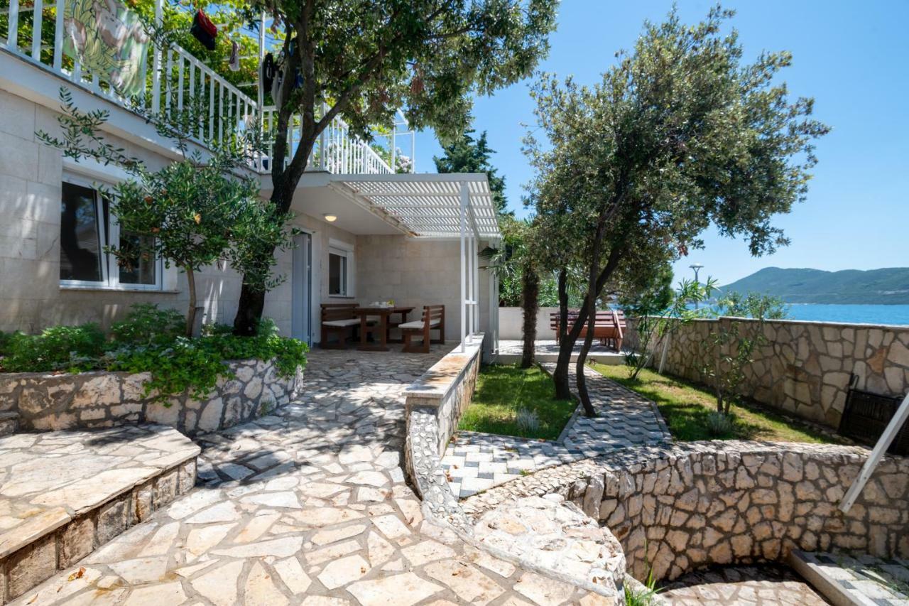 נאום Apartments Lukrecia מראה חיצוני תמונה