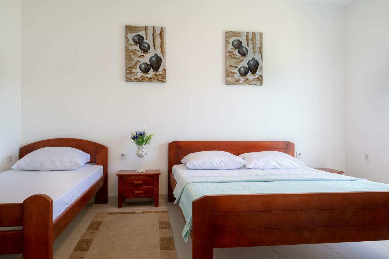 נאום Apartments Lukrecia מראה חיצוני תמונה